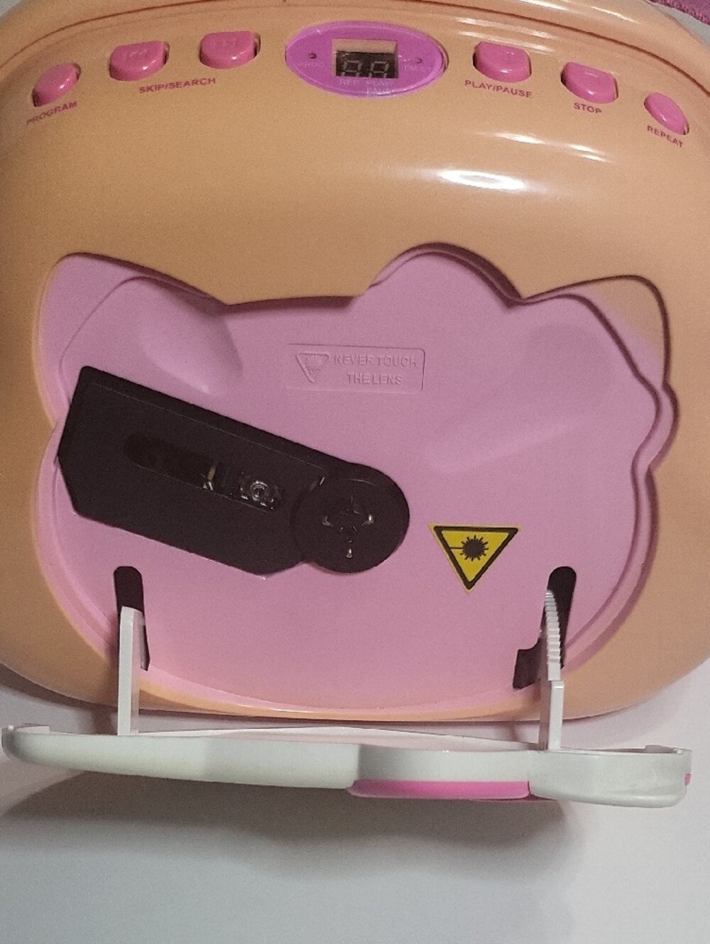 Vintage Hello Kitty Pink CD AM FM Radio - Picture 8 of 9